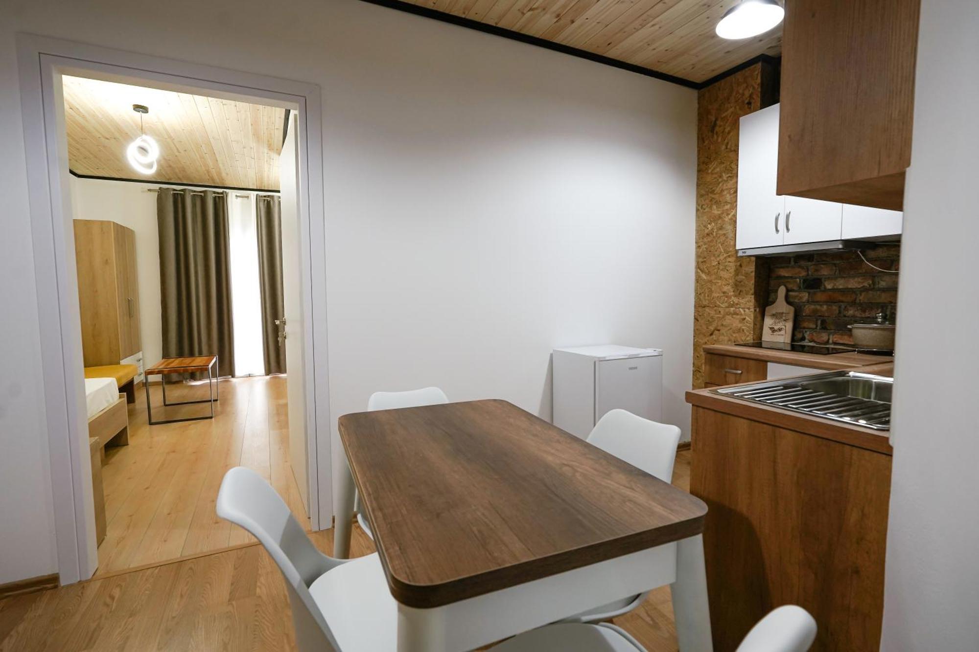 Ora Apartment Gjirokaster Bagian luar foto